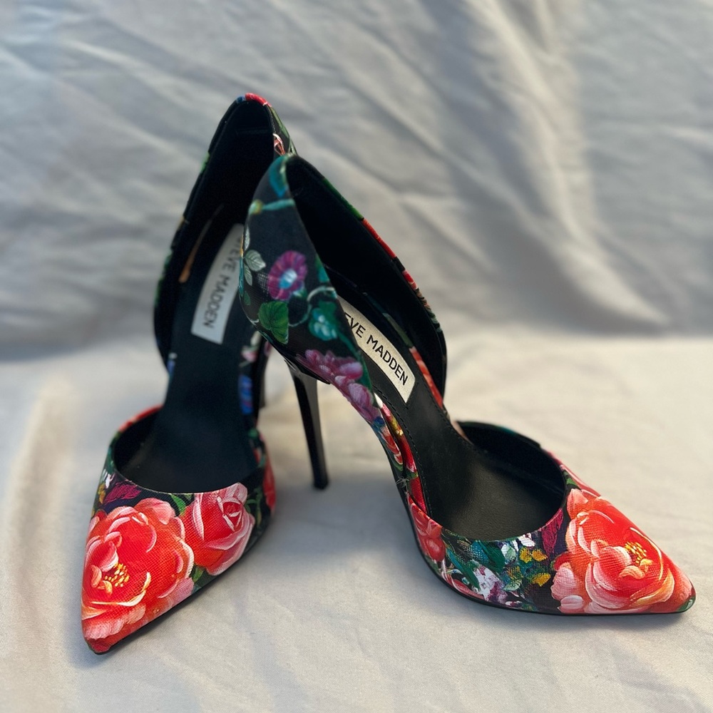 Steve Madden “Floral Varsity” Stiletto Pump Heels